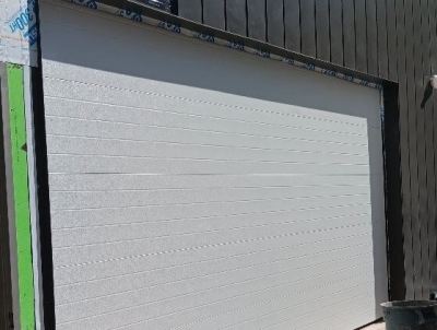 Commercial-grooved-sectional