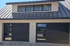 Lustra-Black-Smooth-texture-Vert