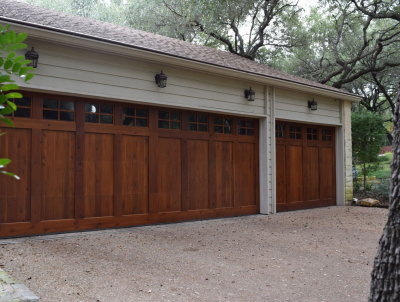 Craftsman style TK Western Red Cedar in Sikkens